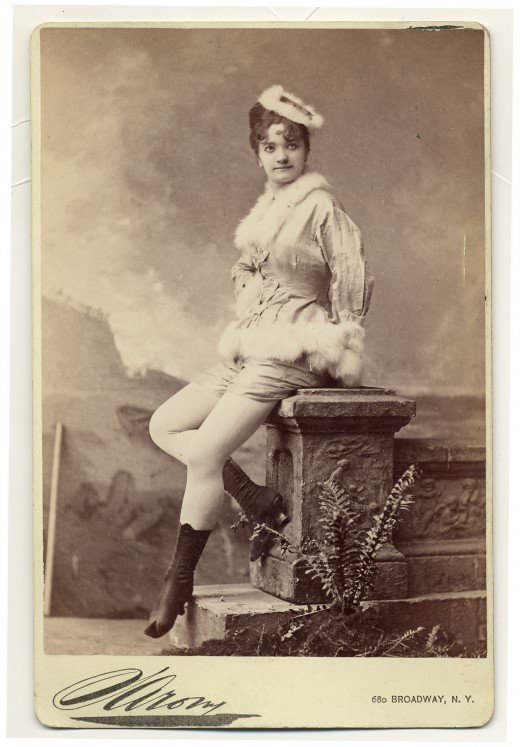 1890s pinups