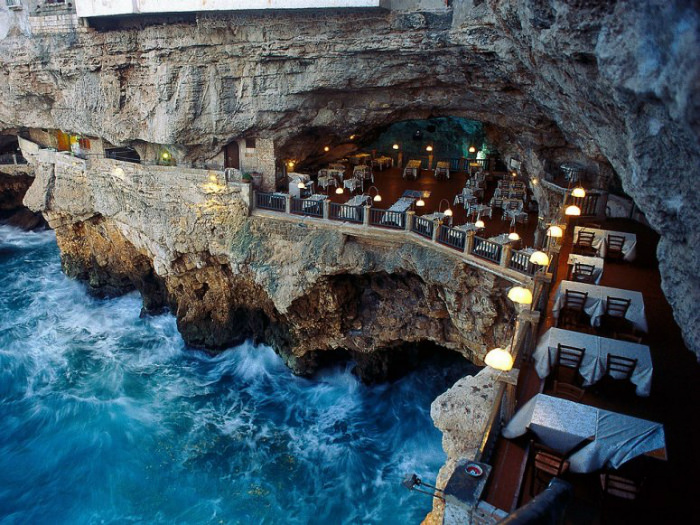 35 restaurants with beautiful view