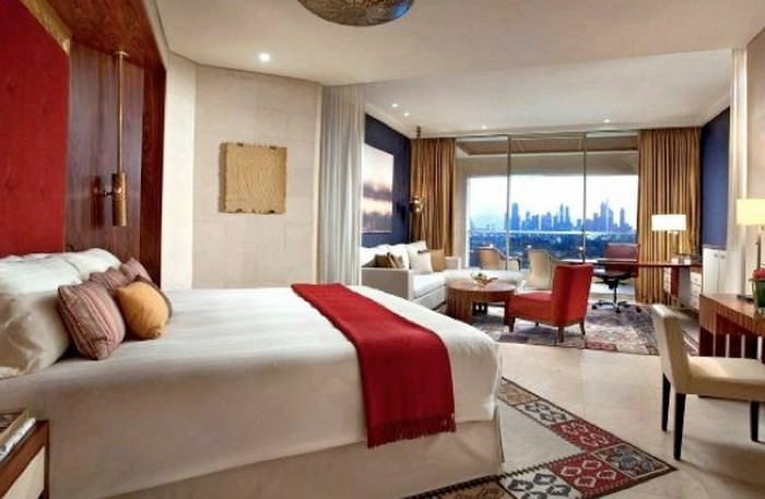 luxury middle east hotels
