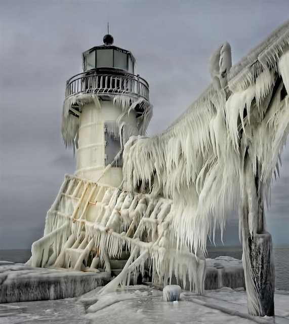 These Stunning Lighthouses Left Me in Awe.